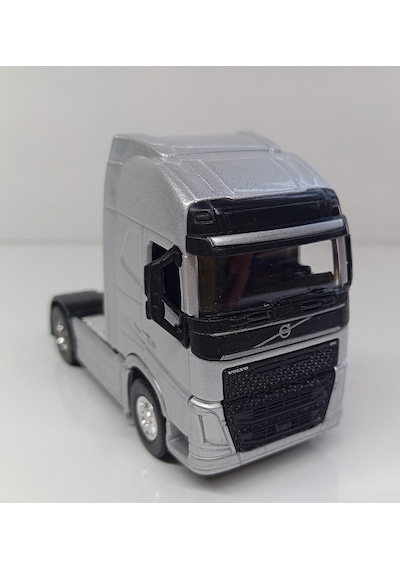 Dianomi 1:64 Küçük Boy Metal Tır Kupası Volvo Fh