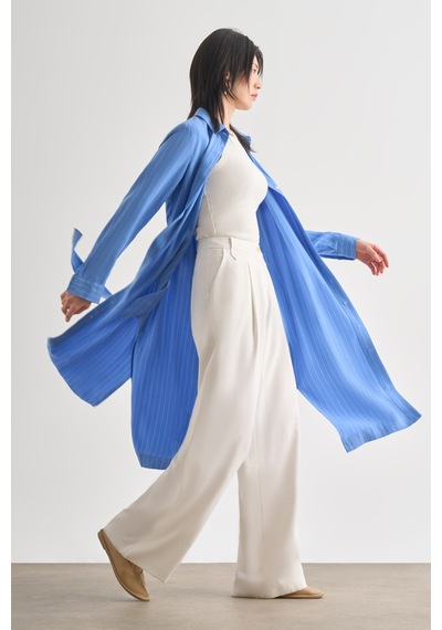 Mizalle Mavi İnce Çizgili Kuşaklı Midi Gömlek Elbise Mavi