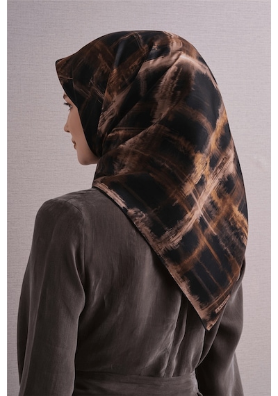 Armine Sura Saf İpek Eşarp 9602 03 Siyah Vizon Soyut Desen