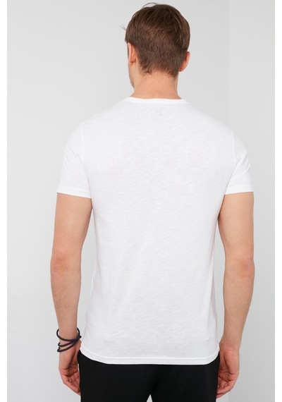 Buratti % 100 Pamuklu Slim Fit Bisiklet Yaka Cepli Erkek T Shirt 5902000 Beyaz