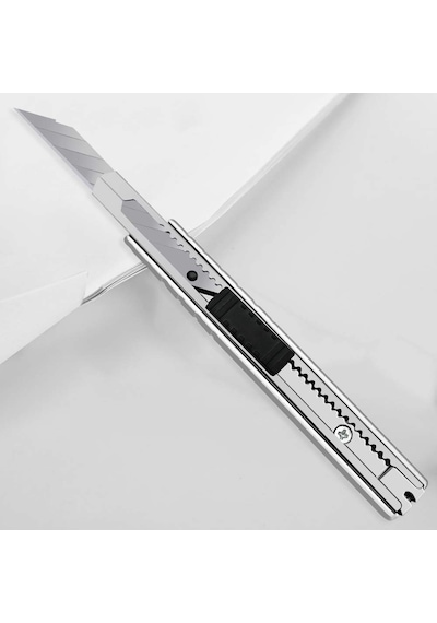 1 Adet İnce Metal Gövdeli Cep Tipi Mini İnce Maket Bıçağı Falçata 9mm