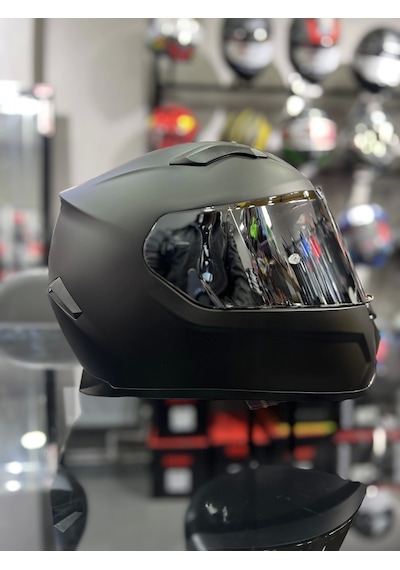 Sway 820 Ayna Vizörlü Kapalı Kask Mat Siyah