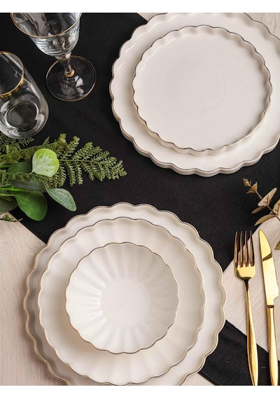 Yemek Takımı Royal Charme Gold 24 Parça 6 Kişilik Renkli