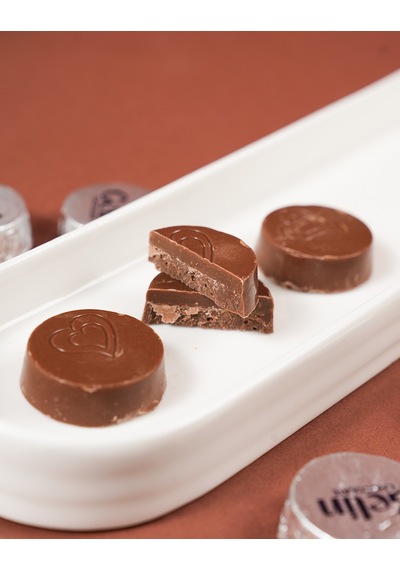 Gelin Fındık Krema Dolgulu Sütlü Çikolata 300g
