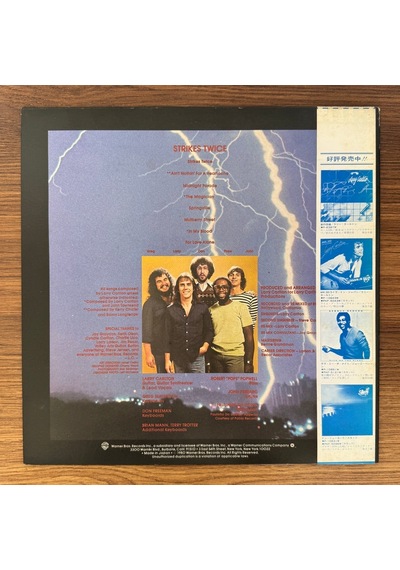 Larry Carlton Strikes Twice