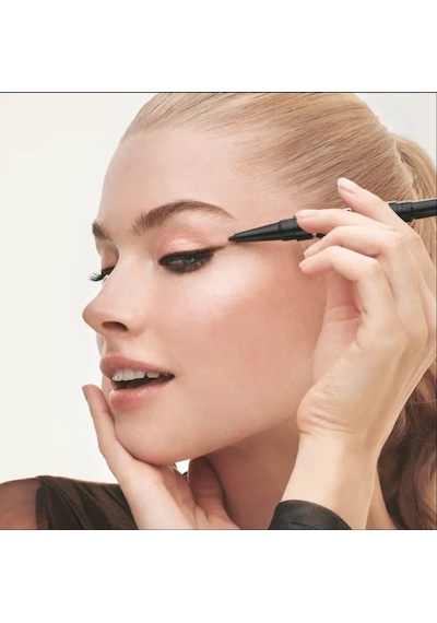 The One Colour Unlimited Eye Shadow & Eye Pencil Duo Peach Perfect