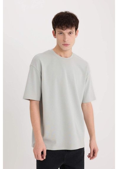 DeFacto Oversize Geniş Kalıp Ütü Gerektirmeyen Bisiklet Yaka Kısa Kollu Basic Düz Ağır Kumaş Tişört X3926AZ25SPGN1255 DeFacto Oversize Geniş Kalıp Ütü Gerektirmeyen Bisiklet Yaka Kısa Kollu Basic Düz Ağır Kumaş Tişört X3926AZ25SPGN1255