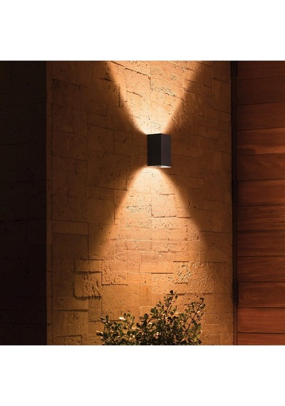 Hue Beyaz Ve Renkli Ambiyans Rezonans Led Dış Mekan Duvar Lambası Çok Renkli
