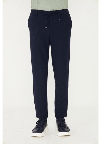 Lacivert Modern Kesim Bağcıklı Smart Casual Jogger Pantolon Laci