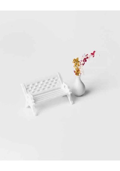 Eshel Maket Oturma Bankı ve Çiçekli Vazo--1/100--3 Lü