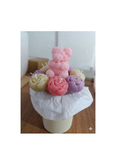 Ayd Sevgili Hediye Çiçek Doğum Günü Solmaz Gül Buketi Aranjmanı Kutulu Mum Gül Model Çiçek Buketli Gül Kokulu Hediyelik Mum Kristal Mavi Renkli