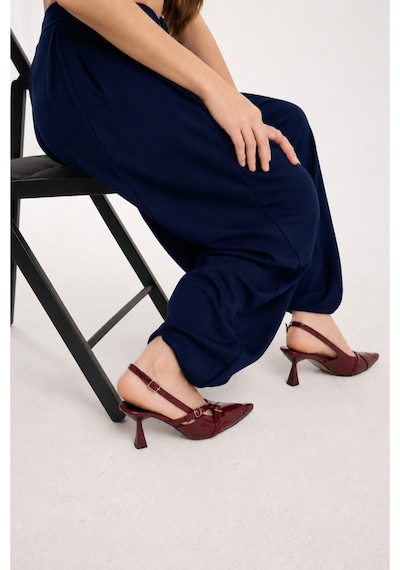 Gugus Kadın Modal Kumaş Şalvar Trend Model Paça Ve Bel Detaylı Rahat Kesim Eşofman Koyu Lacivert Gugus Kadın Modal Kumaş Şalvar Trend Model Paça Ve Bel Detaylı Rahat Kesim Eşofman Koyu Lacivert