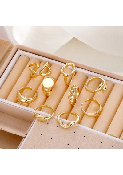 Girift Vintage Dyra 4 Adet Gold Yüzük Seti Beyaz Taşlı Gold