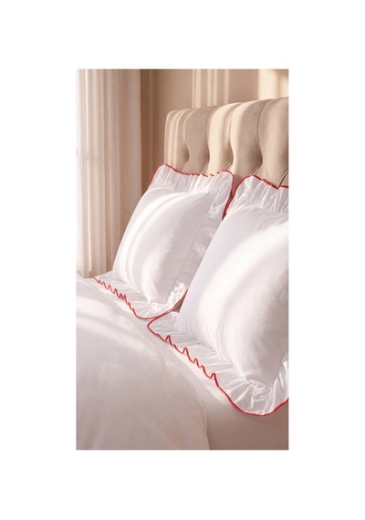 %100 Pamuk Overloklu Fırfırlı Çift Kişilik Nevresim Takımı Lastikli Çarşaflı 200x220 Cm Kırmızı - 904804703 Kırmızı