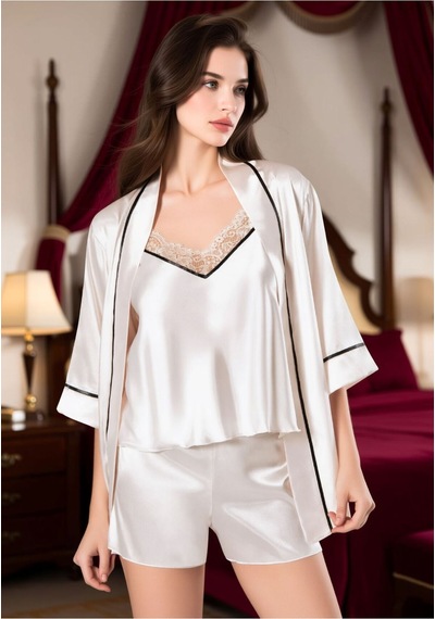 Loule Kadın Vanilya Biyeli Sabahlıklı Şortlu Pijama Takımı 3 Parça Krem