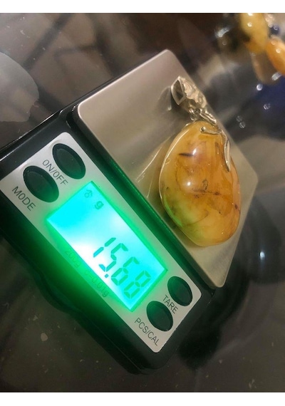 Doğal Kaya Damla Kehribar Kolye Ucu Otantik Gümüş Aparatlı 15,68 Gram