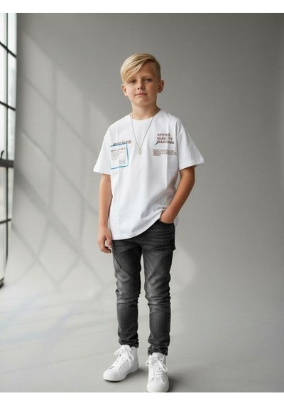 Zekids Erkek Çocuk Pamuklu Gizli Cep Detaylı Oversize T-shirt-16862 Beyaz