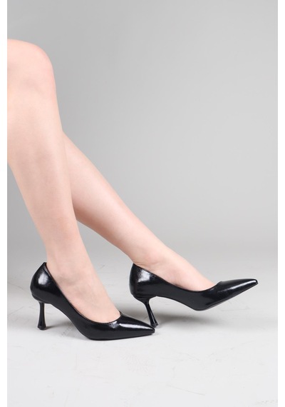 Birikon Mackay Kırışık Cilt Stiletto Siyah-8462 Siyah
