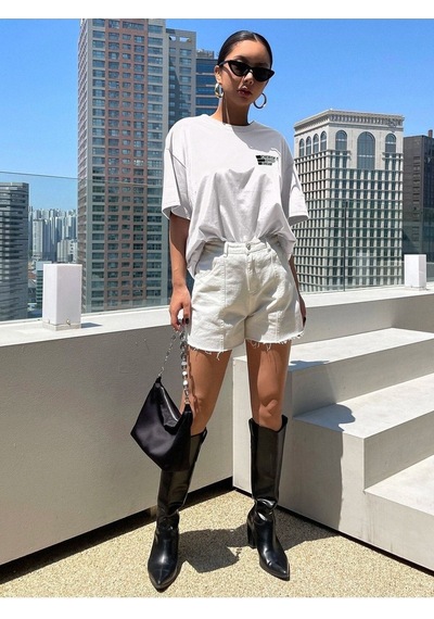 Unisex Beyaz Oversize Cheeris Time Baskılı Örme T-shirt Beyaz Unisex Beyaz Oversize Cheeris Time Baskılı Örme T-shirt Beyaz