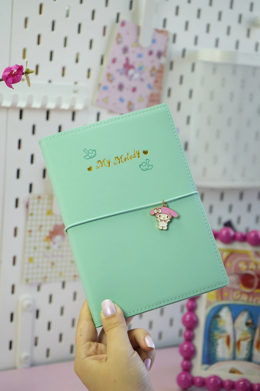 My Melody Vegan Deri Günlük 13x18 Cm Çizgili Defter Lastikli Charm Süs Detaylı 2120