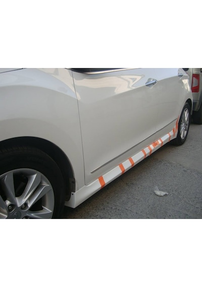 Hyundai i30 (Plastik) Yan Marşpiyel