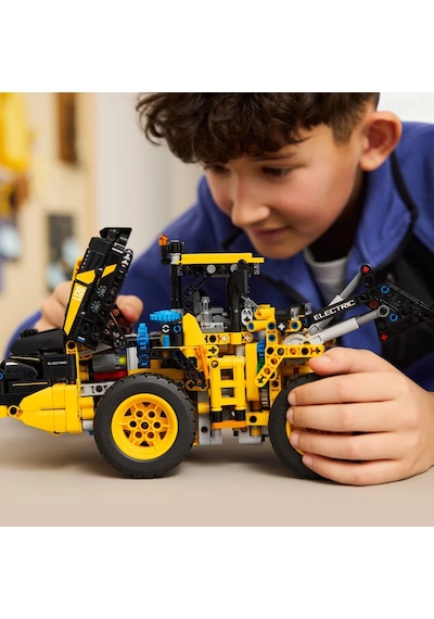 LEGO® Technic Volvo L120 Electric Tekerlekli Yükleyici 42209 - İnşaatı Seven 9 Yaş ve Üzeri Çocuklar için Yaratıcı Oyuncak Yapım Seti(973P)