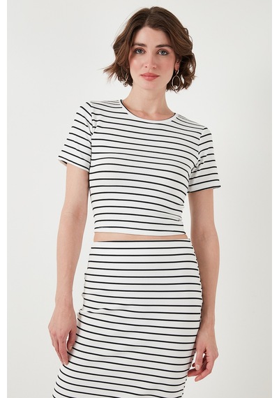 Lela Çizgili Slim Fit Bisiklet Yaka Yırtmaçlı Midi Boy Etekli Crop Bayan Takım 5866132 Beyaz-Siyah