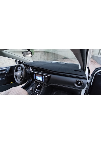 2012-2018 Modellerine Uygun Toyota Auris Torpido Koruma Halısı Siyah Kenar Renk Siyah