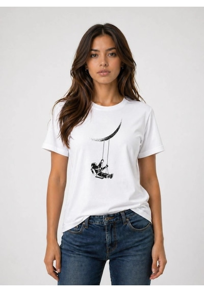 Novalisse Kadın Astronot Ay Temalı Tişört Kısa Kol Yazlık Bisiklet Yaka T-shirt - Beyaz Çoklu Renk Novalisse Kadın Astronot Ay Temalı Tişört Kısa Kol Yazlık Bisiklet Yaka T-shirt - Beyaz Çoklu Renk