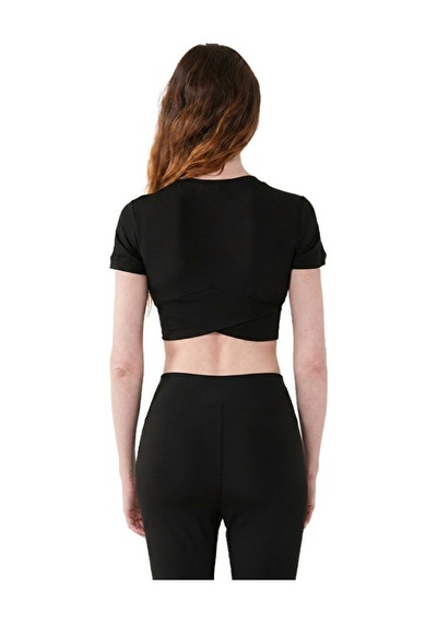 Musclecloth Aura Cross Crop T-shirt Siyah