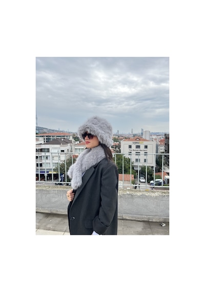 Mollycrush Kadın Suni Kürk Şapka Ve Atkı Seti Yumuşak Dokulu, Soğuk Havalar İçin Lüks & Şık Görünüm Gri