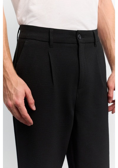 Avva Erkek Siyah İnce Fitilli Dokulu Baggy Fit Pantolon A62y3042
