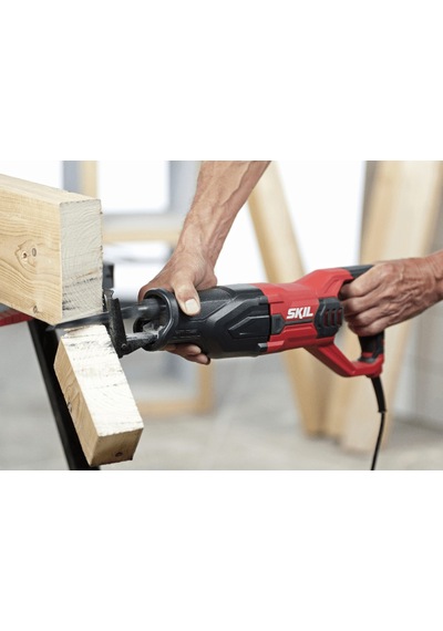 Skil 4961AA 900W Kılıç Testere