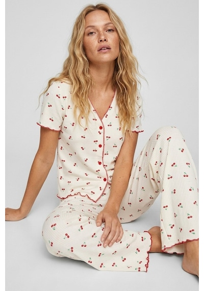 Siyah İnci Yumuşak Tuşe Yazlık Fitilli Pamuklu Örme Pijama Takım 7994 Kiraz Siyah İnci Yumuşak Tuşe Yazlık Fitilli Pamuklu Örme Pijama Takım 7994 Kiraz