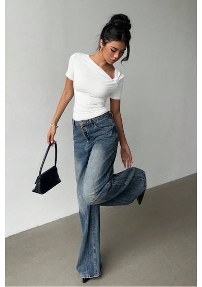 Kadın Çapraz Yaka Kısa Kollu Slim Fit Bluz Beyaz