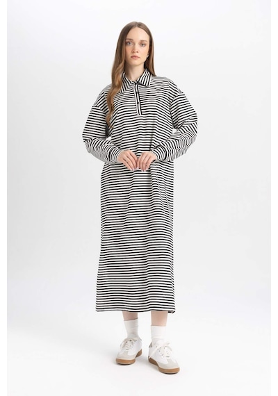 Defacto Relax Fit Çizgili Fermuarlı Polo Yaka Uzun Kollu Maxi Elbise D9062AX24WNBK81 Siyah Defacto Relax Fit Çizgili Fermuarlı Polo Yaka Uzun Kollu Maxi Elbise D9062AX24WNBK81 Siyah