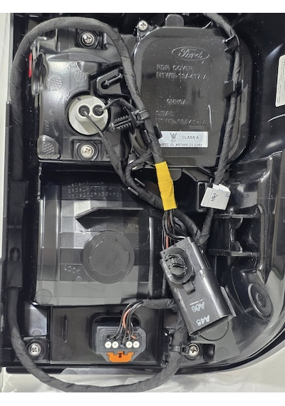 Ford Ranger Sol Arka Stop Lambası 2023-2025 N1wb-13405-ch
