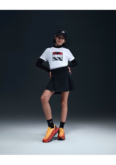 Nike Fd2853-010 Dri-fıt Uzun Kollu Çeyrek Fermuarlı Kız Çocuk Üstü - Siyah