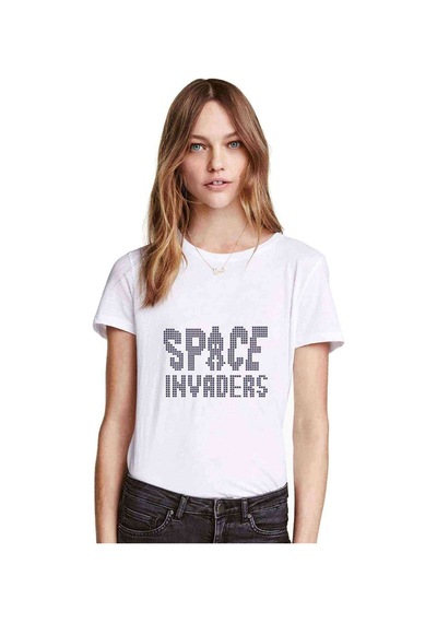 Space Invaders Baskılı Beyaz Kadın Tshirt