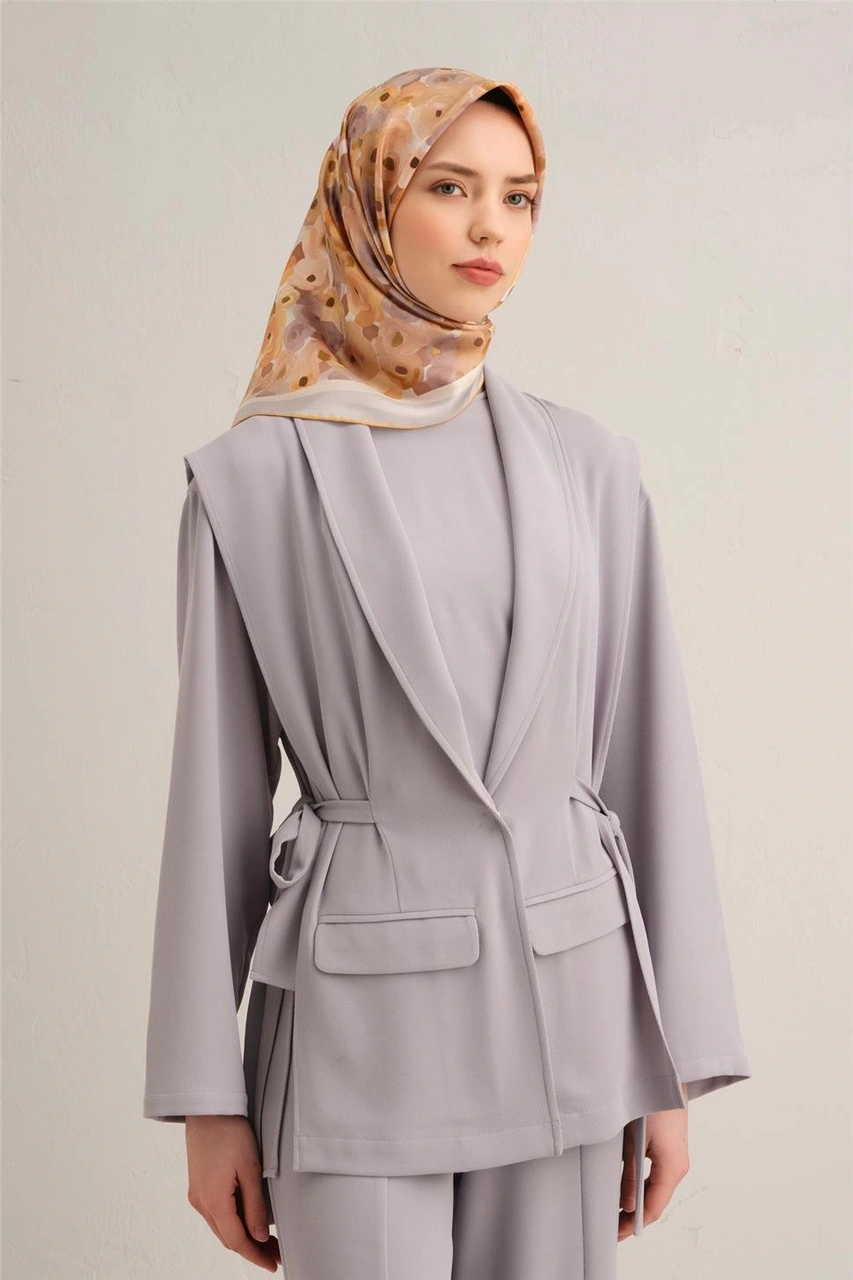 Armine Çiçek Desenli Saf İpek Twill Eşarp 9300d 37 BEj