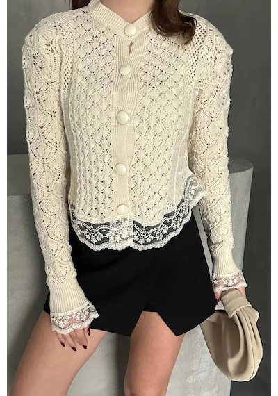 Belin Boutique Dantel Detaylı Hırka Standart