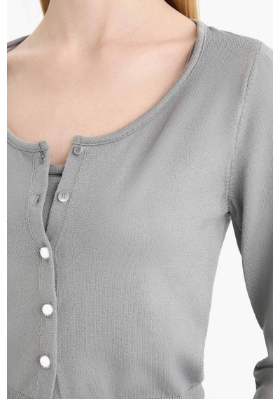 DeFacto Coool Slim Fit Dar Kesim Bisiklet Yaka Triko Kazak E7513AX25SPGR394 Gri