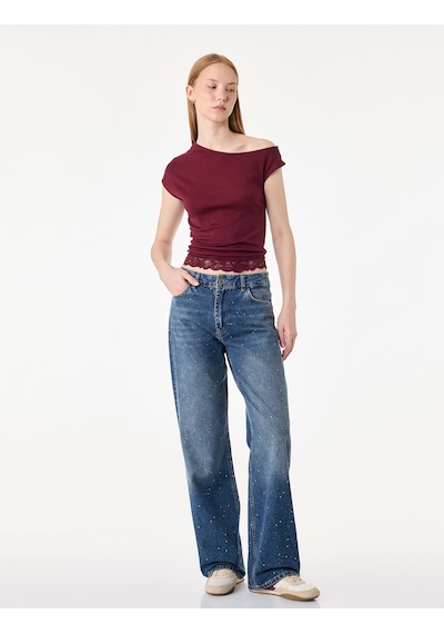 Koton Dantel Detaylı Asimetrik Bisiklet Yaka Slim Fit Kısa Kollu Tişört Bordo 7wal10347ık