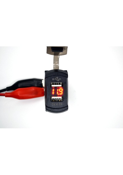 4,20a Usb Şarj Port Marine Dikdörtgen 12v 24v Voltmetreli