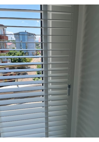 Beyaz - 50 Mm Redüktörlü Ahşap Jaluzi Perde Ev Ve Ofis İçin Doğal Ihlamur Ağacı Sj-501