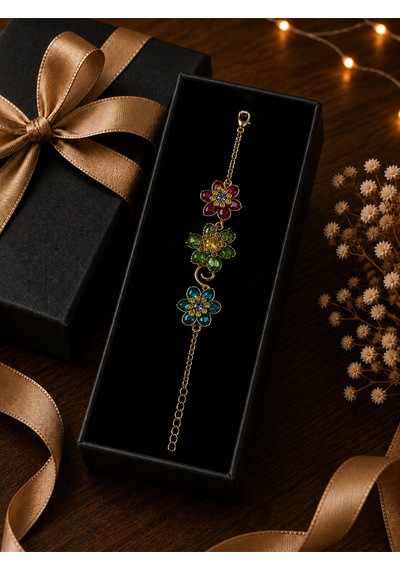Premium Çiçek Desenli Takı Seti ve Parfüm Kolye Küpe Yüzük Bileklik Kombini Şık Hediye Kutulu Kadın Takı Seti Çok Renkli Premium Çiçek Desenli Takı Seti ve Parfüm Kolye Küpe Yüzük Bileklik Kombini Şık Hediye Kutulu Kadın Takı Seti Çok Renkli