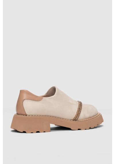 Nivan Ön Taşlı Aksesuar Detaylı Kadın Loafer-ekru Süet