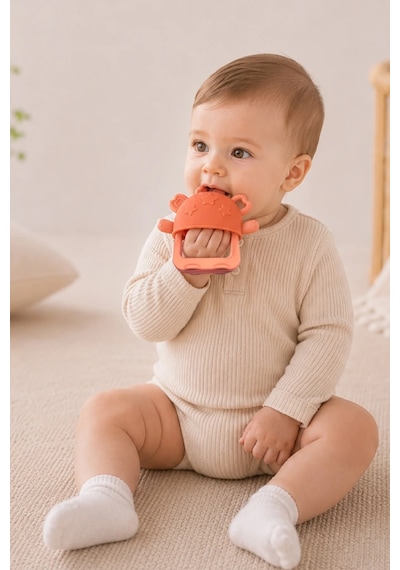 Babyjem Crabby Tutma Halkalı Silikon Diş Kaşıyıcı Turuncu