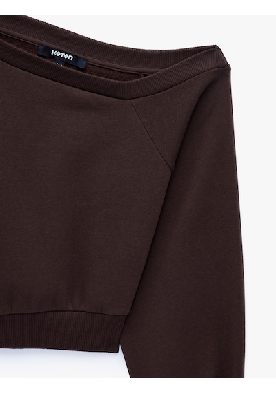 Koton Uzun Kollu Üç İplik Asimetrik Kayık Yaka Omzu Açık Sweatshirt Kahverengi 7wak10123ek Kahve Koton Uzun Kollu Üç İplik Asimetrik Kayık Yaka Omzu Açık Sweatshirt Kahverengi 7wak10123ek Kahve