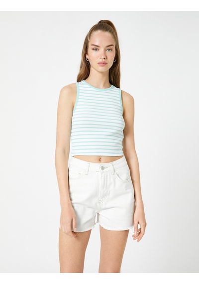 Koton Crop Fitilli Atlet Halter Yaka Biye Detaylı Yeşil Çizgili 3sal30054ık 3SAL30054IK7S5 Koton Crop Fitilli Atlet Halter Yaka Biye Detaylı Yeşil Çizgili 3sal30054ık 3SAL30054IK7S5